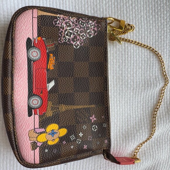 Louis Vuitton Mini Pochette Christmas 2019 Paris Damier Ebene Limited Edition - Picture 7 of 7